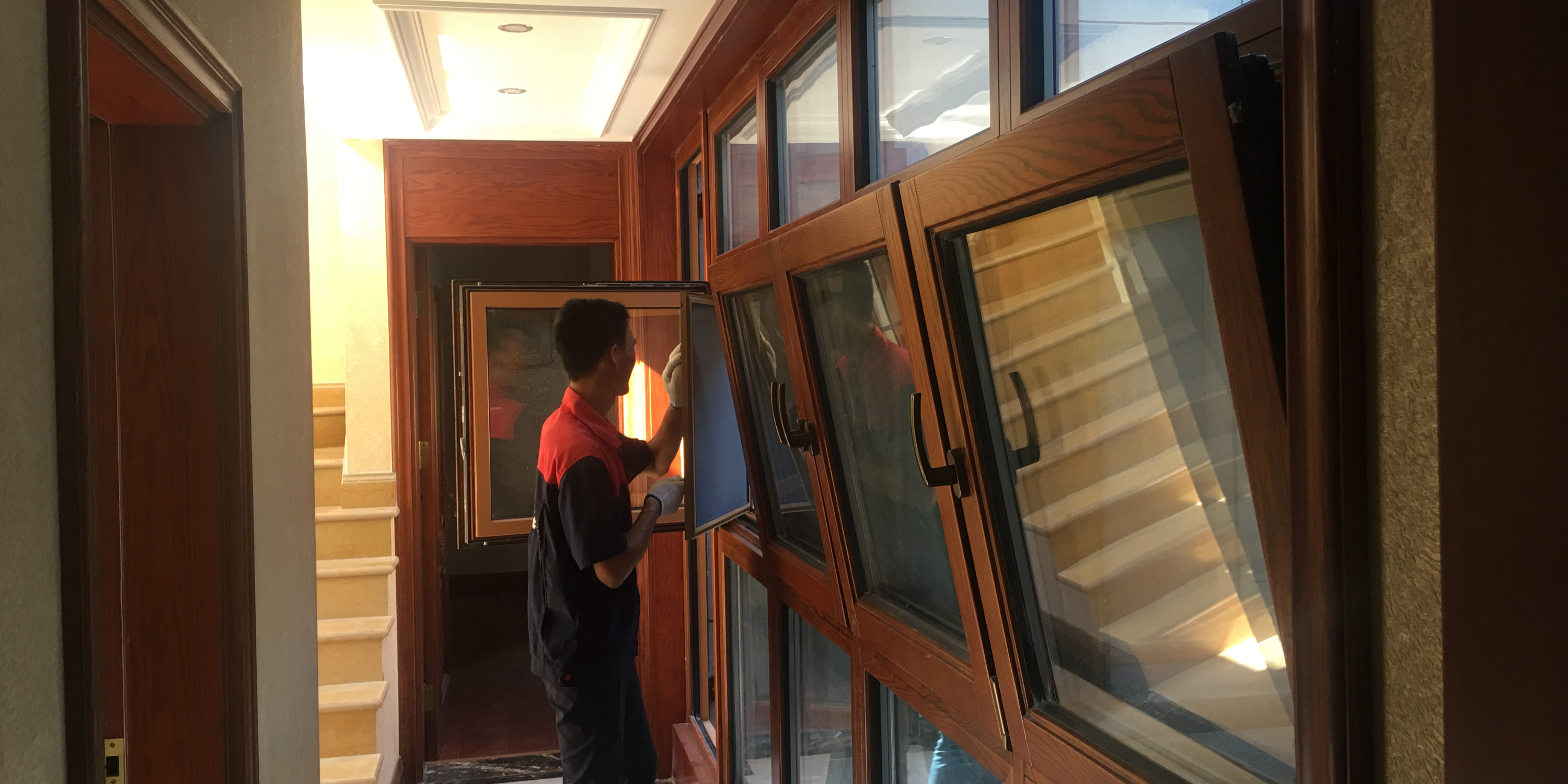 鋁包木門窗保養秘訣大揭曉～