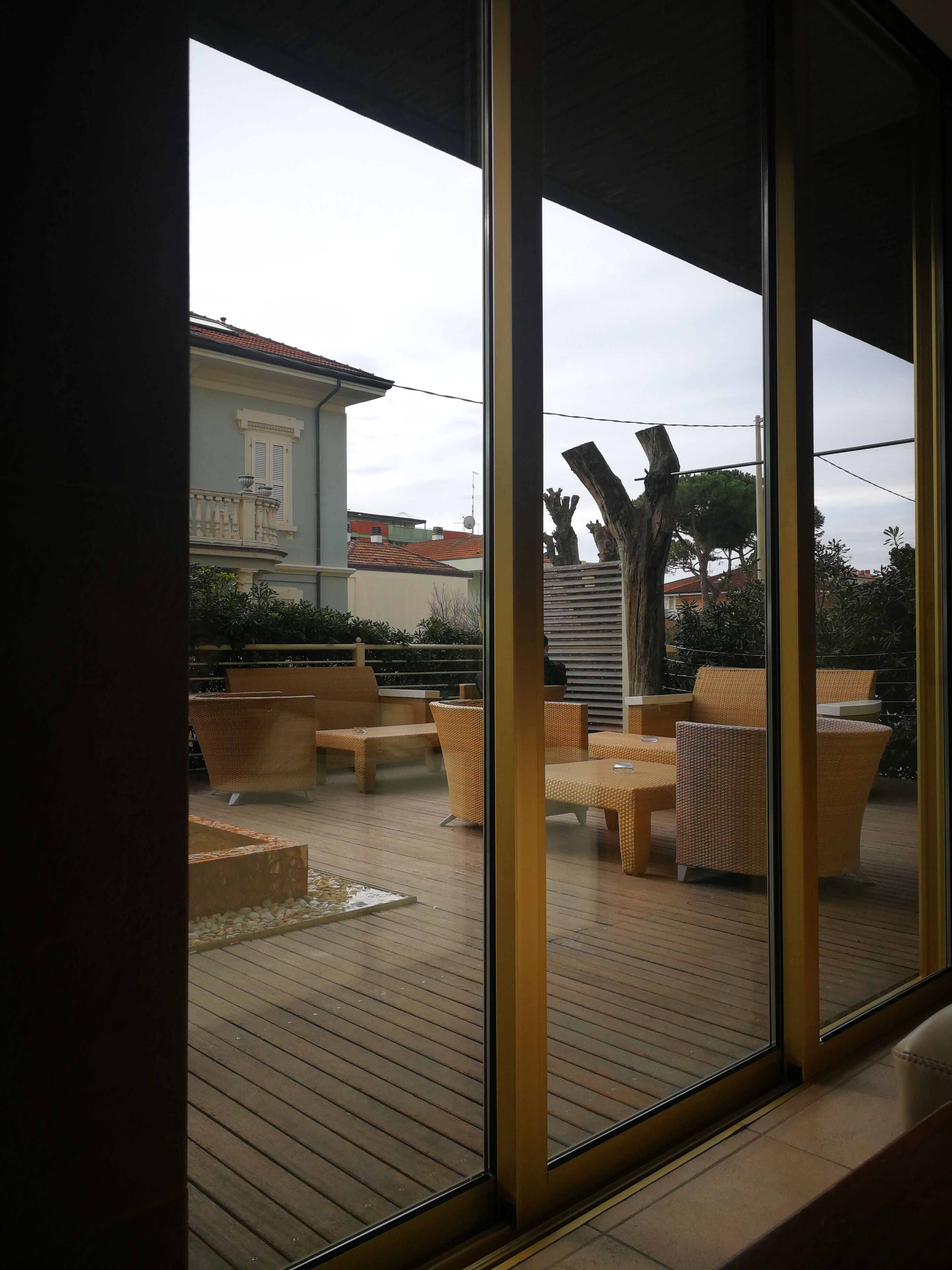 鋁木陽臺移門奢華享受只為你